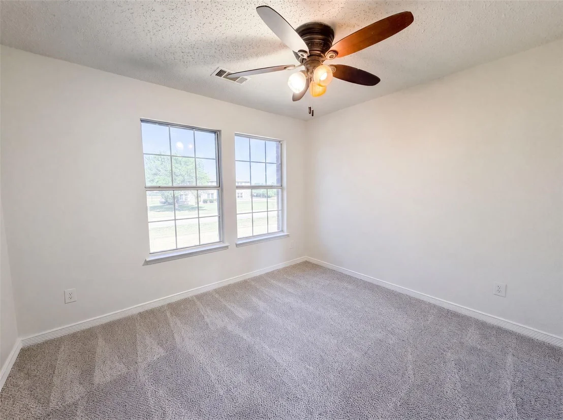 Photo of 3940 Victory Court