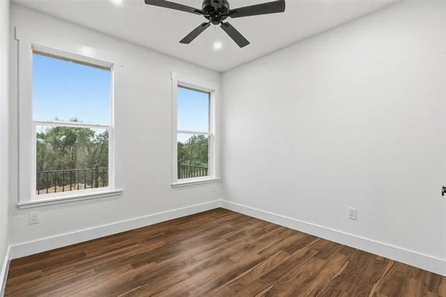 Photo of 1413 Ridgeview Circle