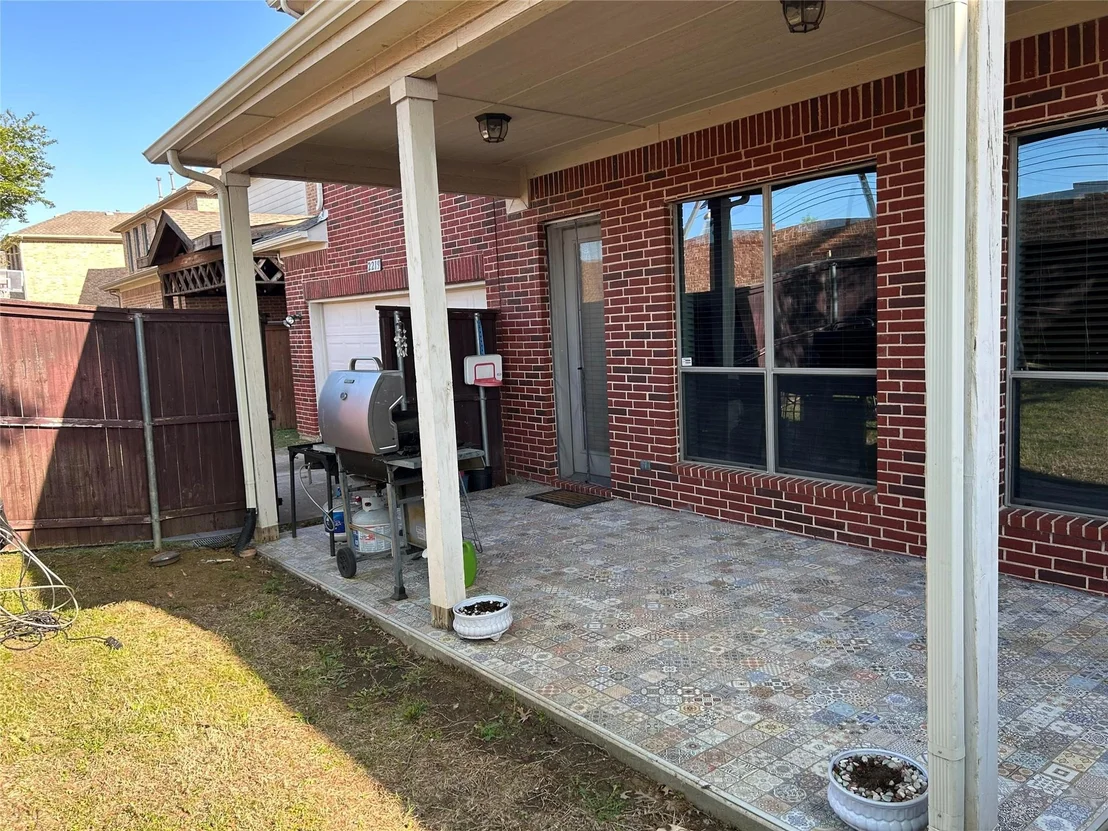 Photo of 2219 Longview Road