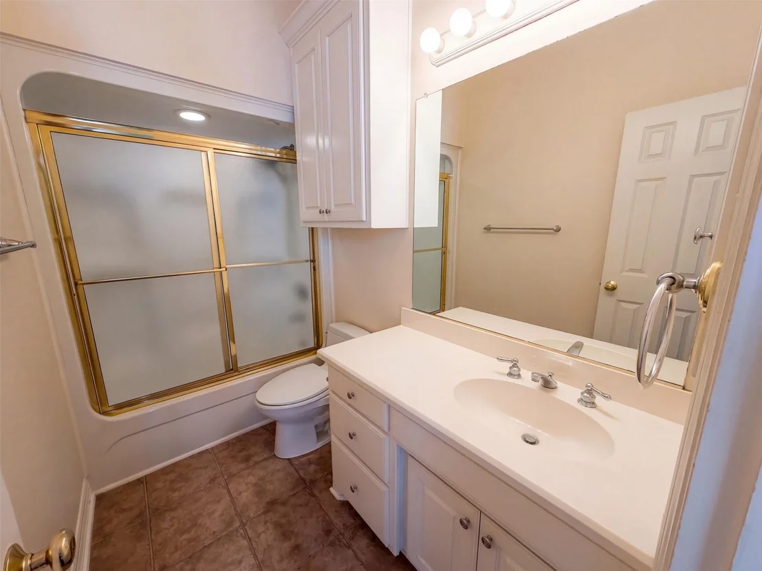 Photo of 619 Edgewood Lane