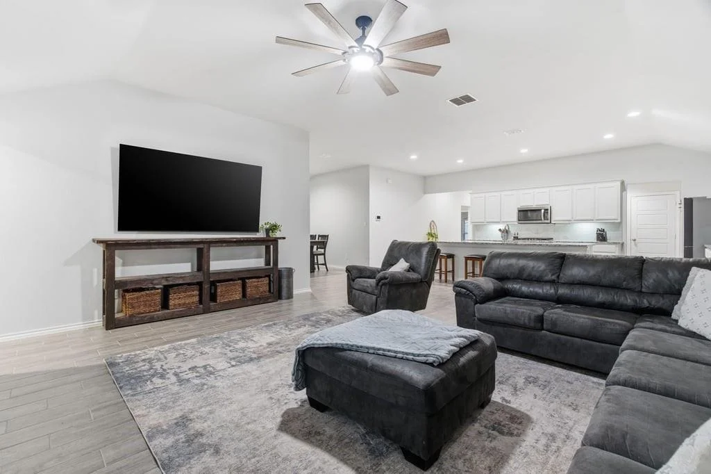 Photo of 437 Falcon Way