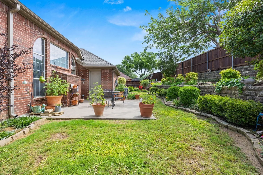 Photo of 1004 Dover Heights Trail