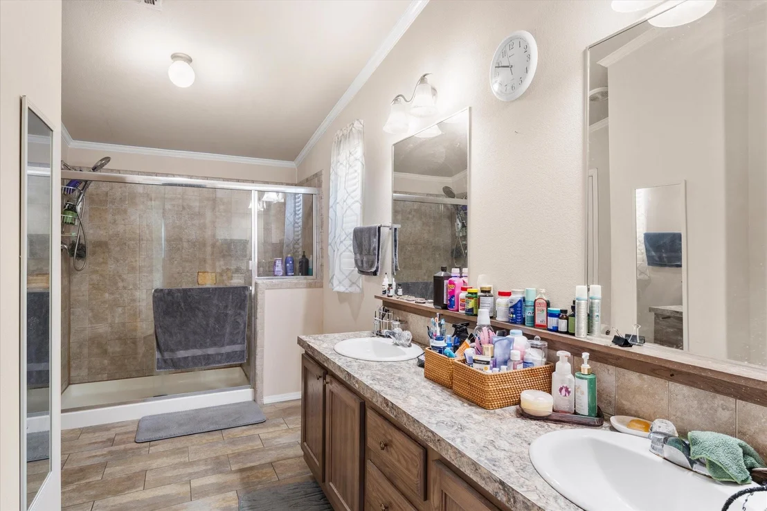 Photo of 12350 CR 2911
