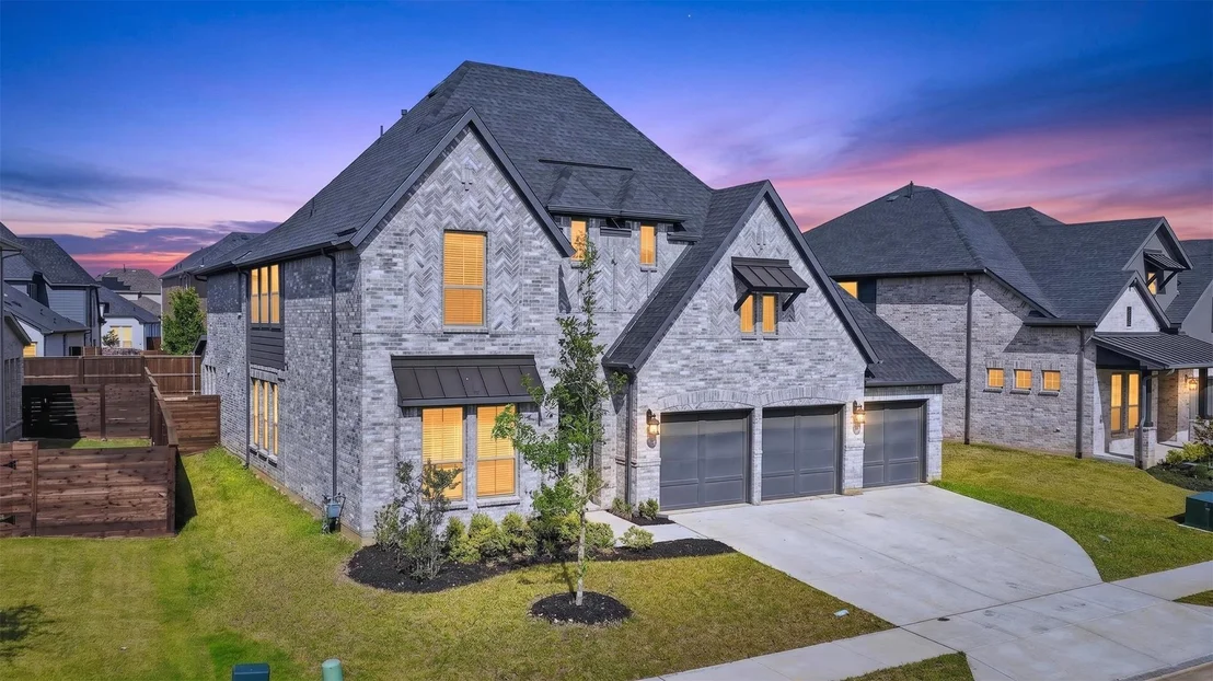 Photo of 2604 Silver Leaf Drive