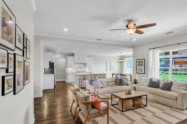 Photo of 8345 Ridge