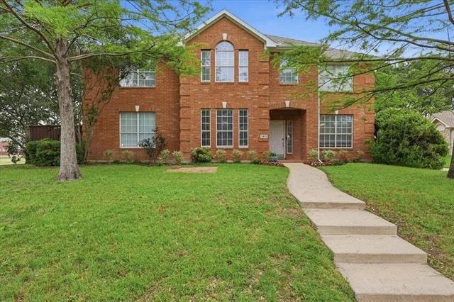 Photo of 5401 Palace Drive