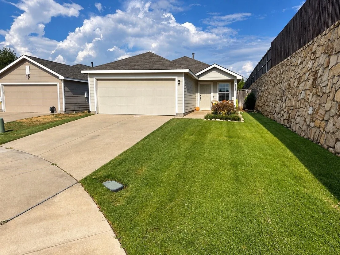 Photo of 5552 Hepburn Street