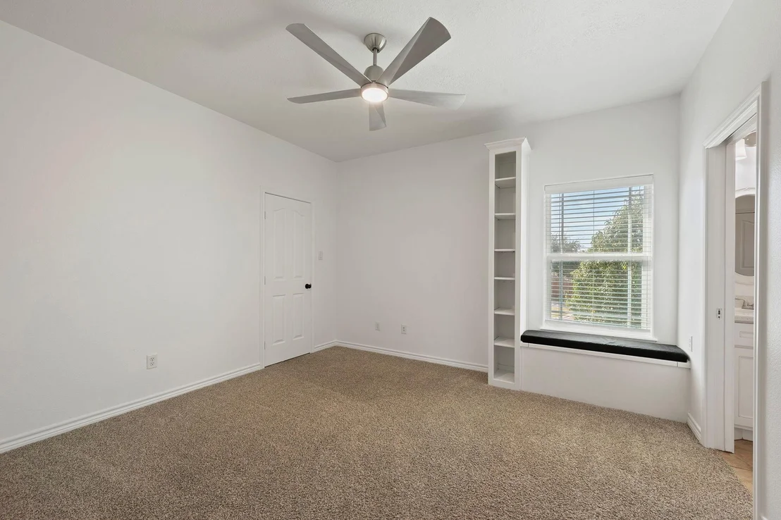 Photo of 2307 Carisbrooke Loop