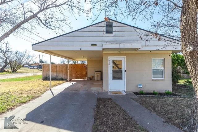 Photo of 1425 12th Street