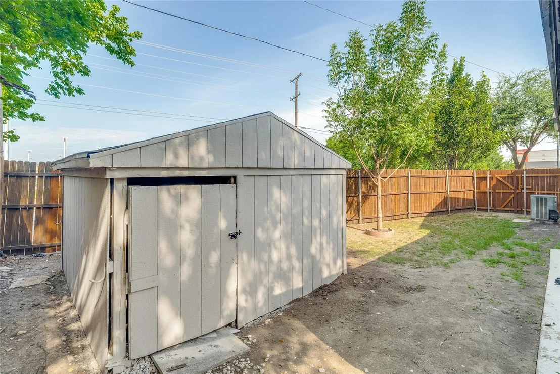 Photo of 9225 N Dodson Drive