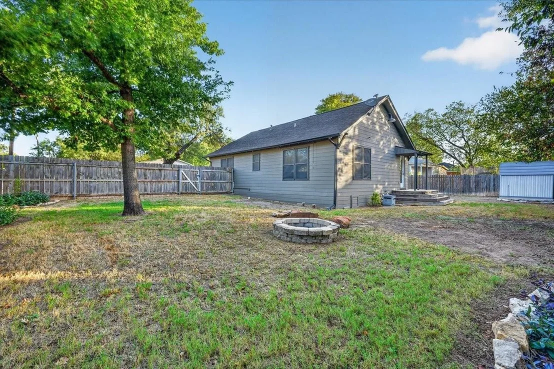 Photo of 1090 Counts Street