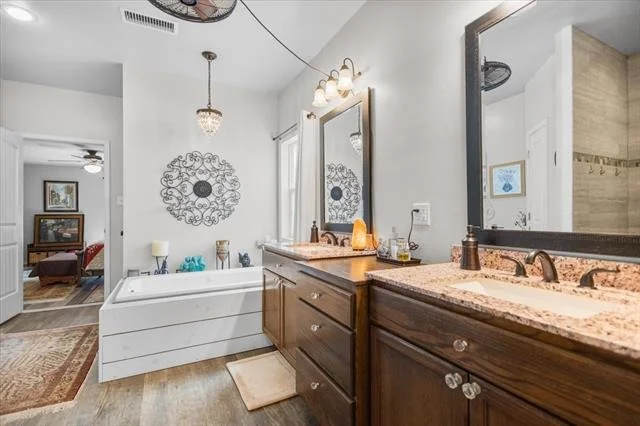 Photo of 333 Lakeview Drive