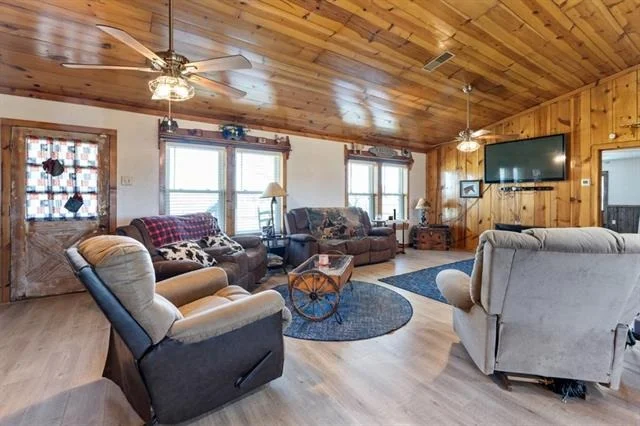 Photo of 10276 Timber Trail