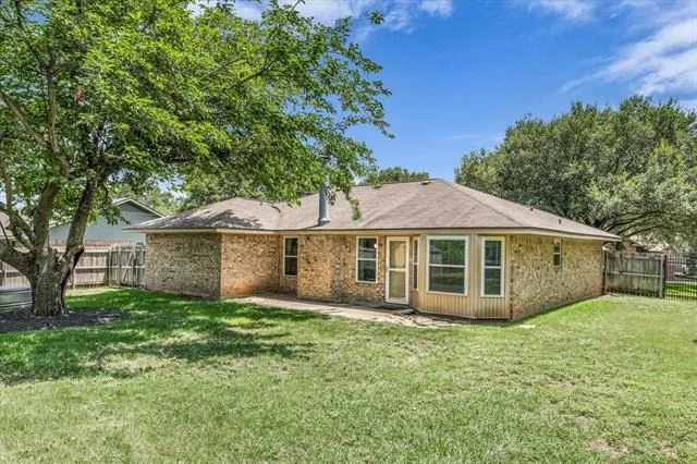 Photo of 316 E Chapman Road