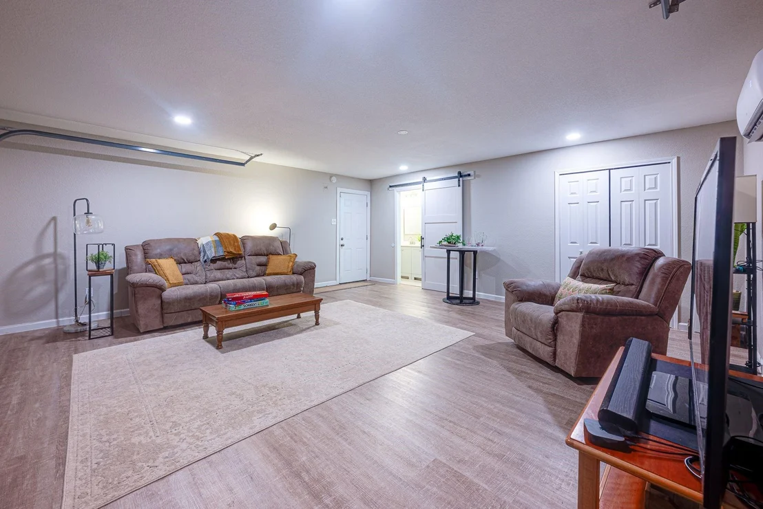Photo of 745 Pinehurst Drive