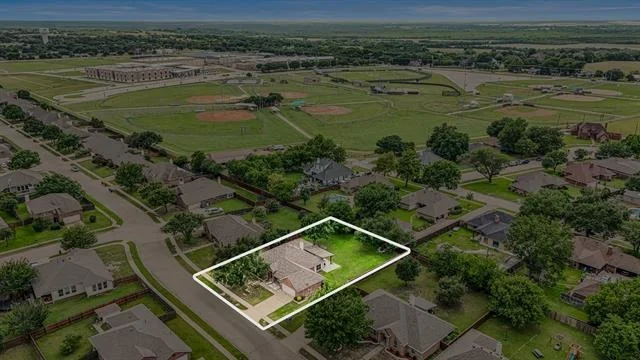 Photo of 110 Chinaberry Trail