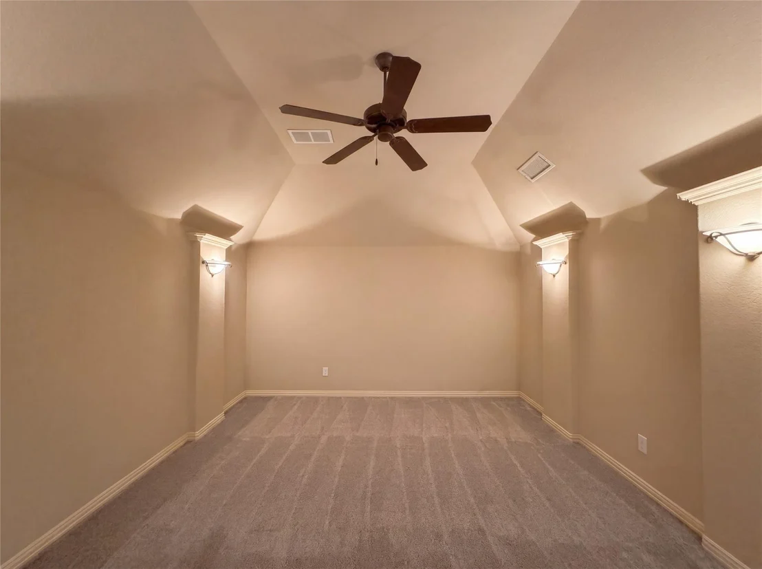 Photo of 928 Homestead Drive