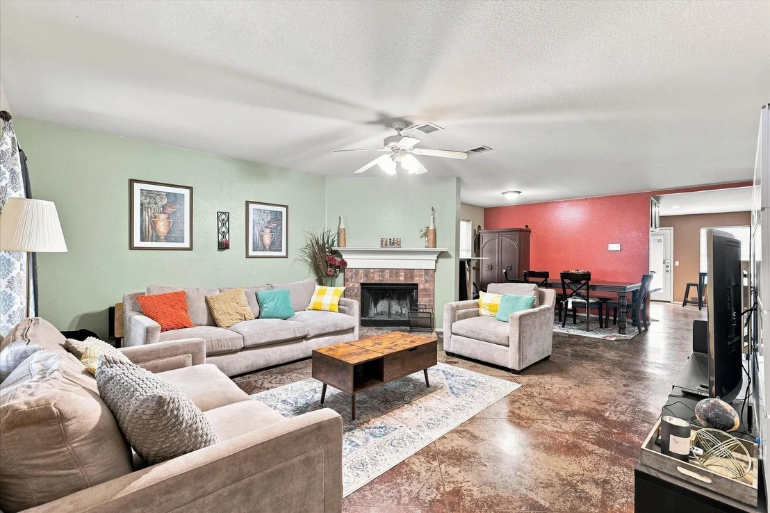 Photo of 8816 Chisholm Trail