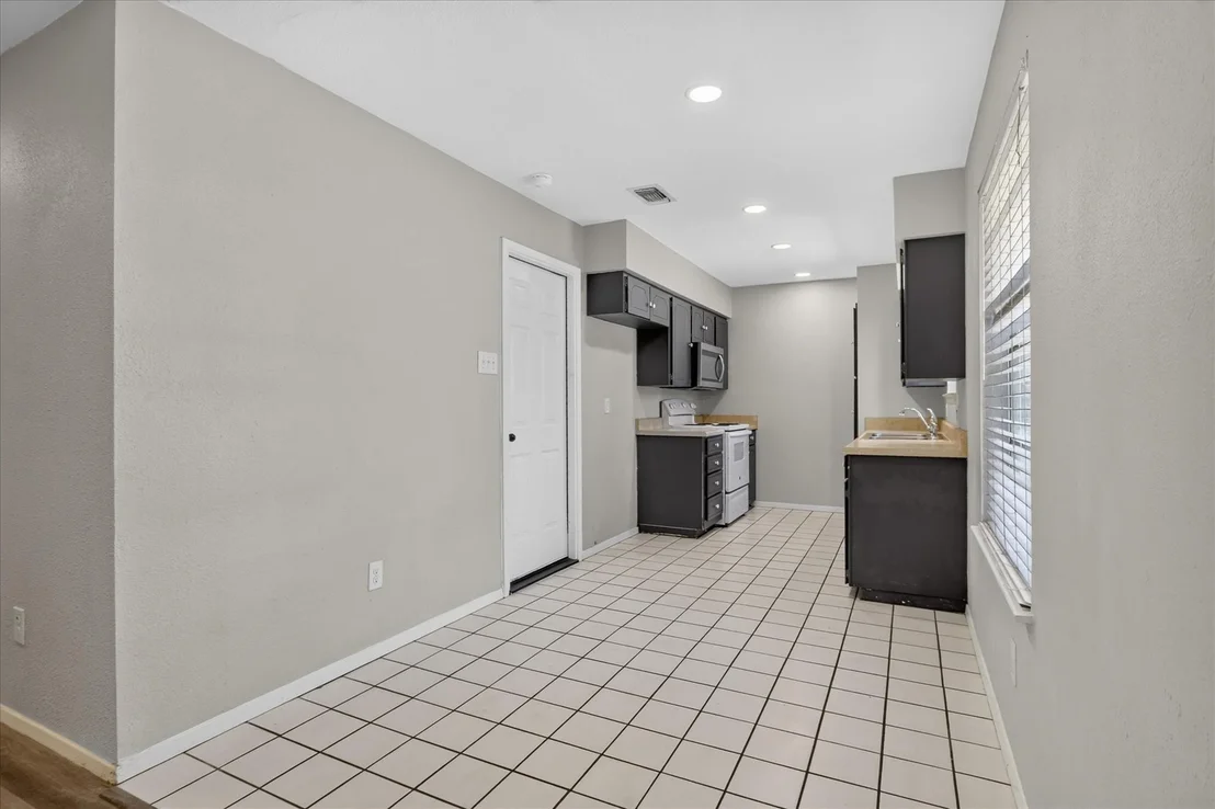 Photo of 628 Lisa Street