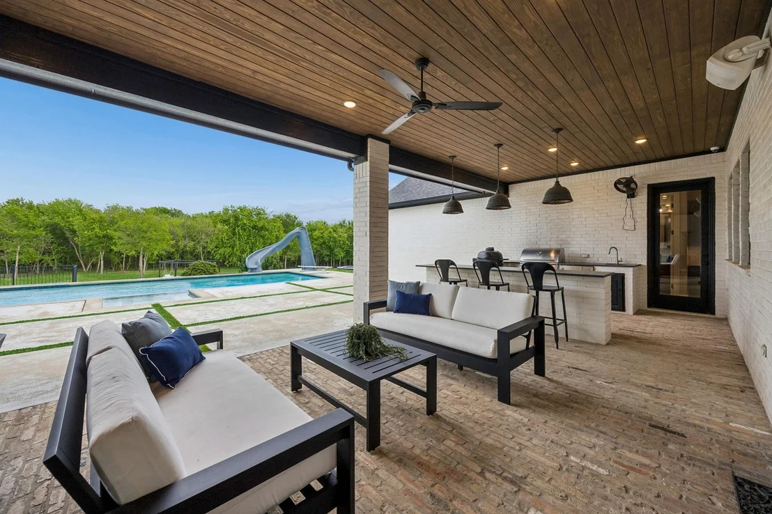 Photo of 600 Chatham Hill