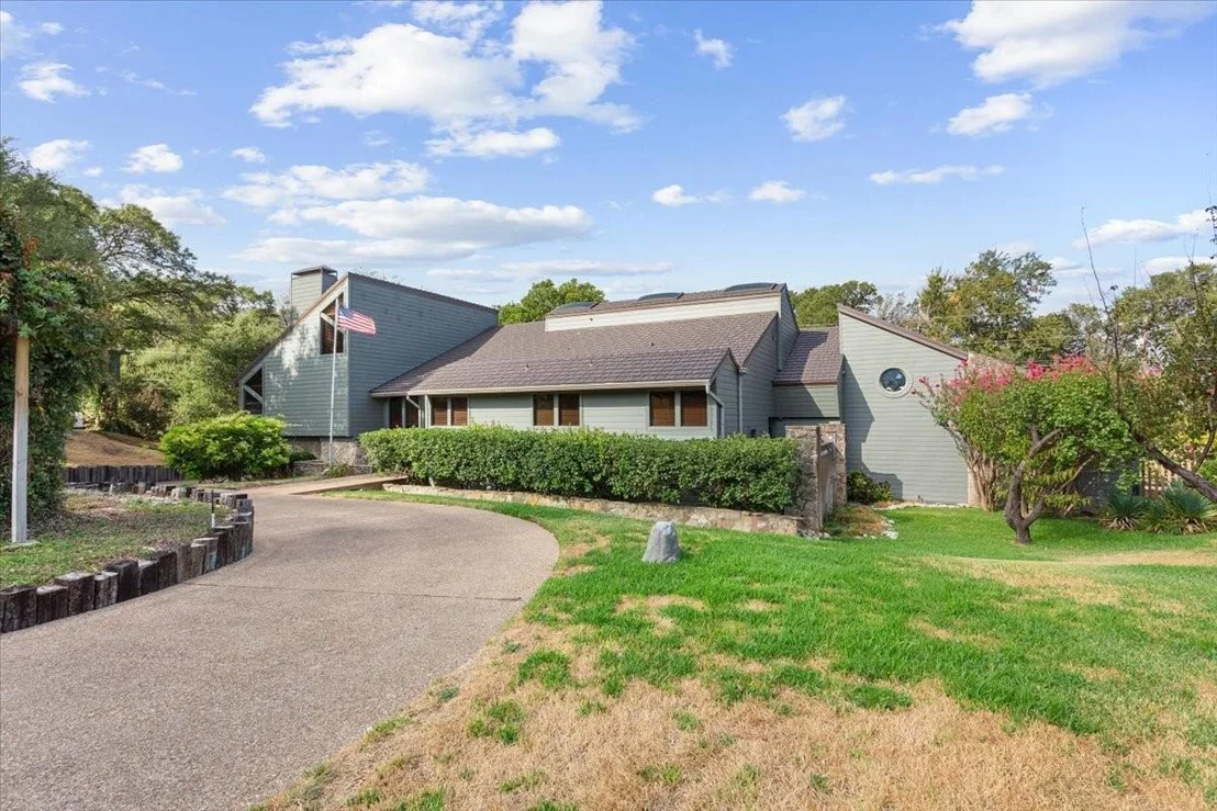 Photo of 3724 Greenleaf Drive
