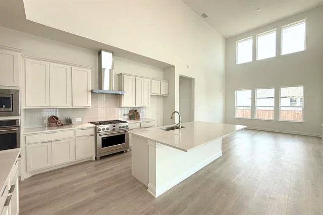 Photo of 817 Headwaters Drive