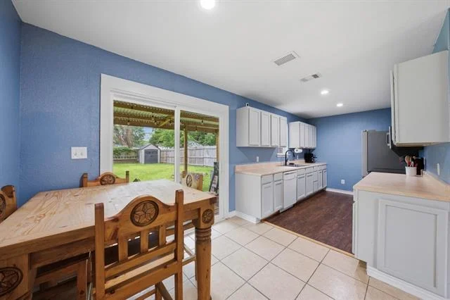 Photo of 732 Ridgewood Drive