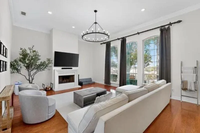 Photo of 2806 Sausalito Drive
