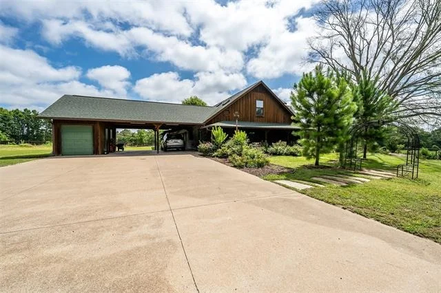 Photo of 15753 COUNTY ROAD 223