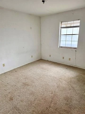 Photo of 417 W Huffman Street