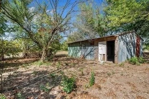 Photo of 1731 N Mockingbird Lane