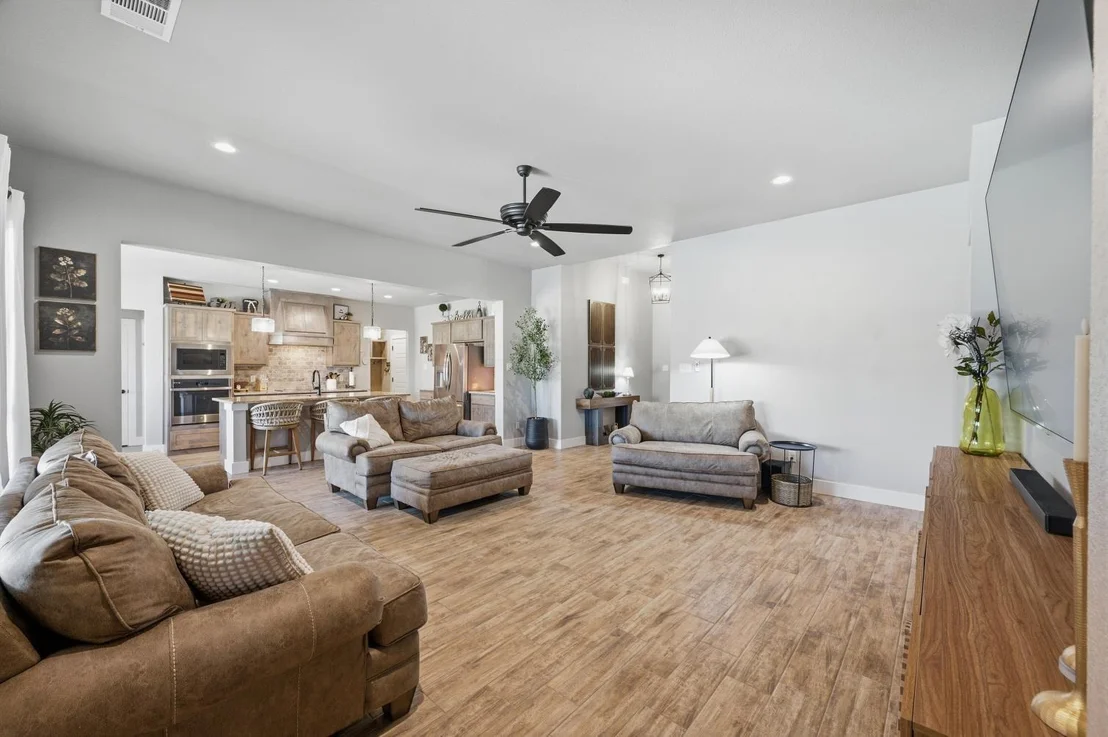 Photo of 110 Oak View Drive