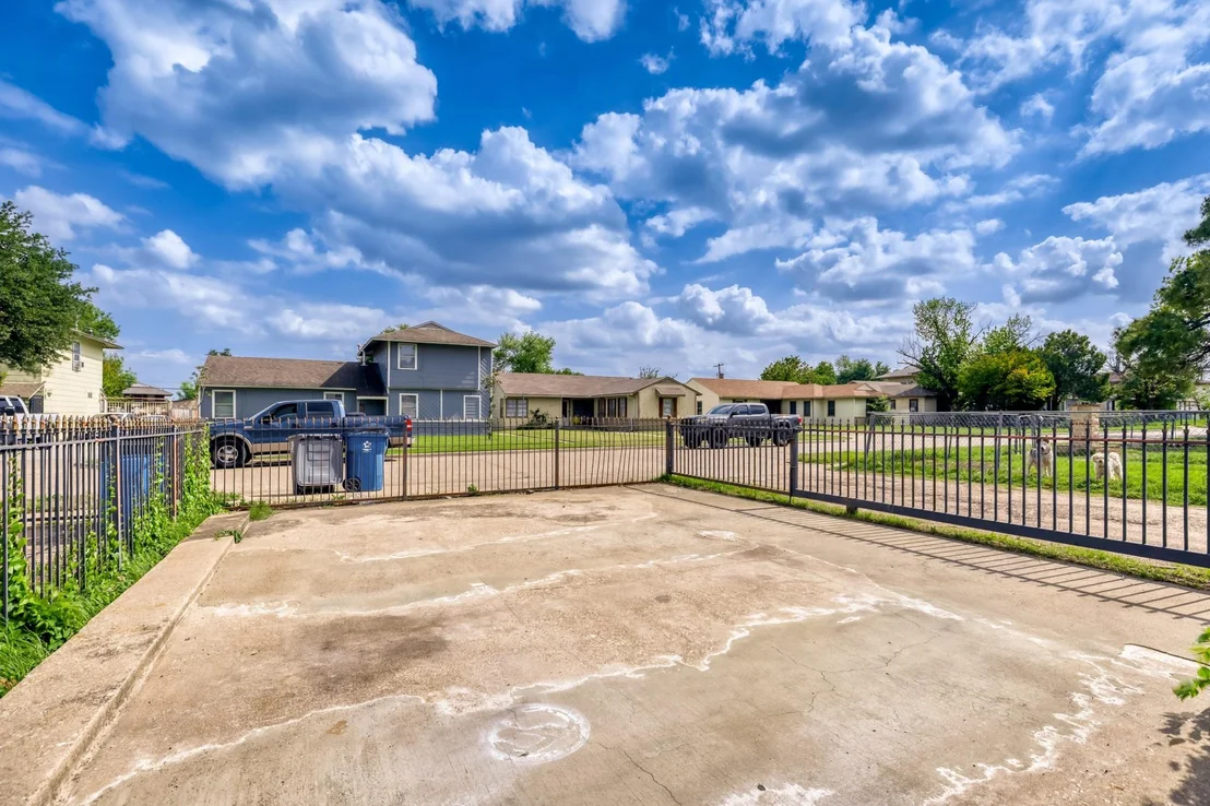 Photo of 1017 Hoke Smith Drive