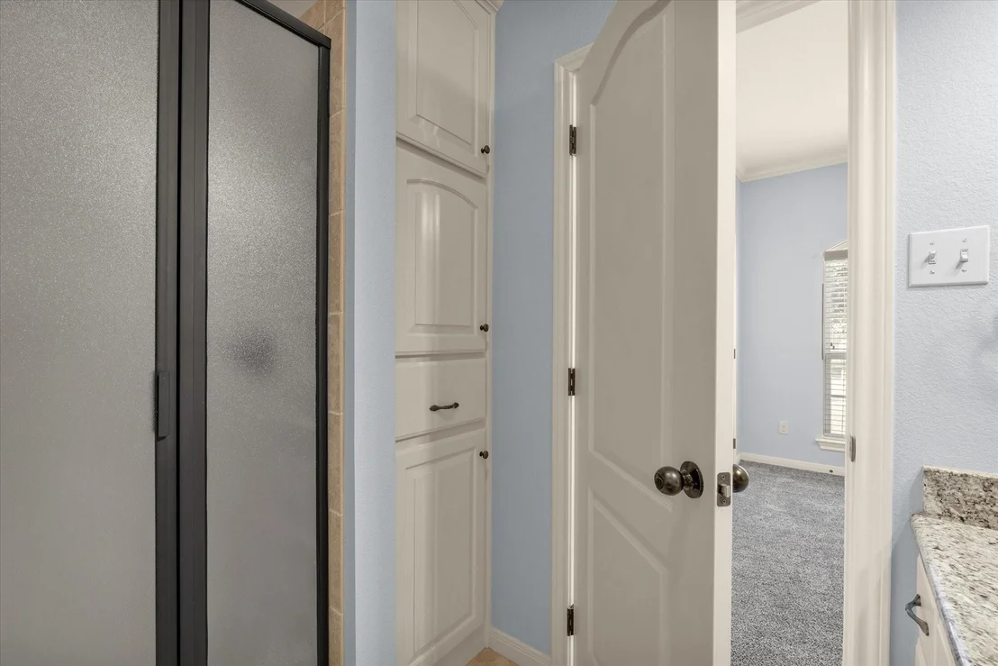 Photo of 32 North Shore Circle