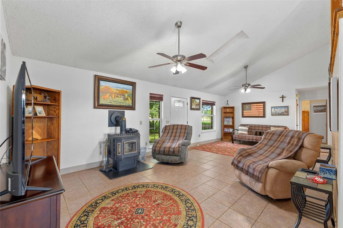 Photo of 685 County Road 114