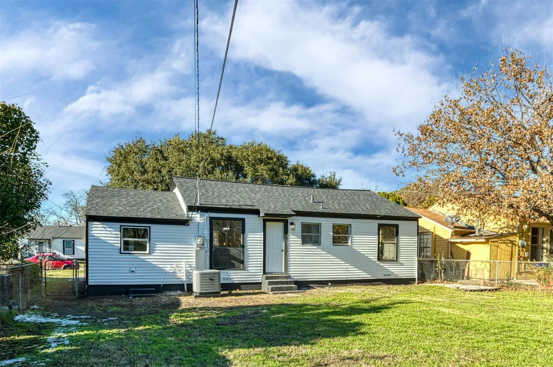 Photo of 2842 Carlson Drive