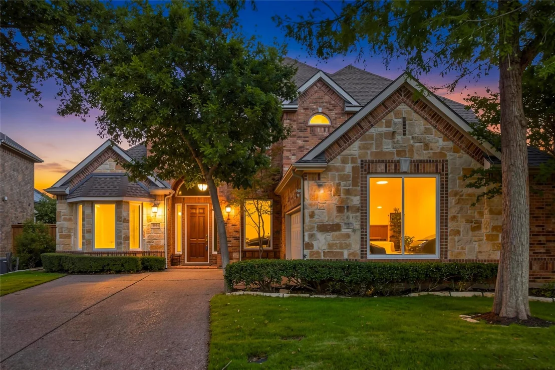 Photo of 9024 Bottlebrush Lane