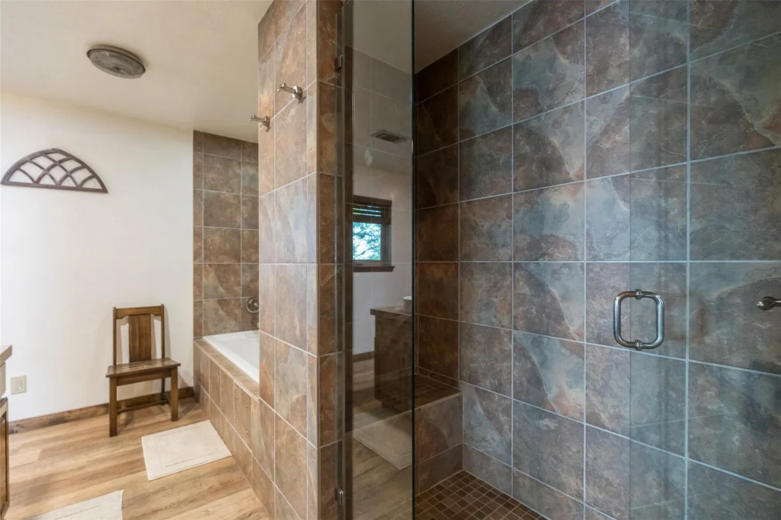 Photo of 440 Lakeside Drive