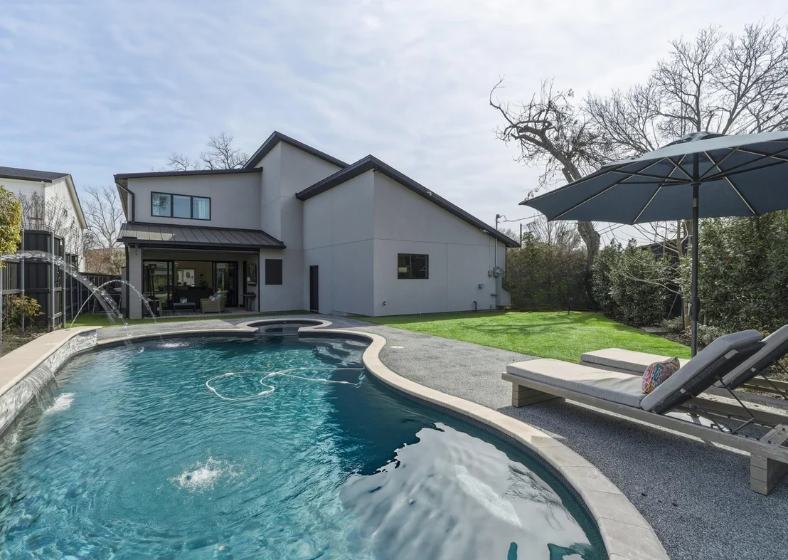Photo of 7340 Syracuse Drive