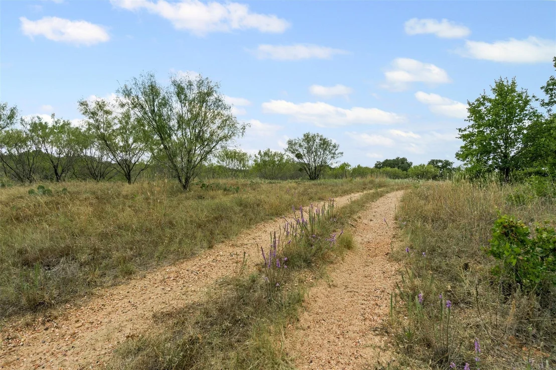 Photo of 451 County Road 4975