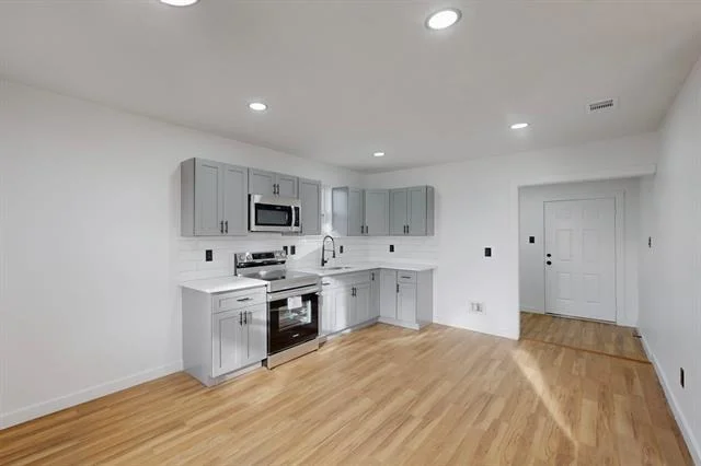 Photo of 2802 N Masters Drive
