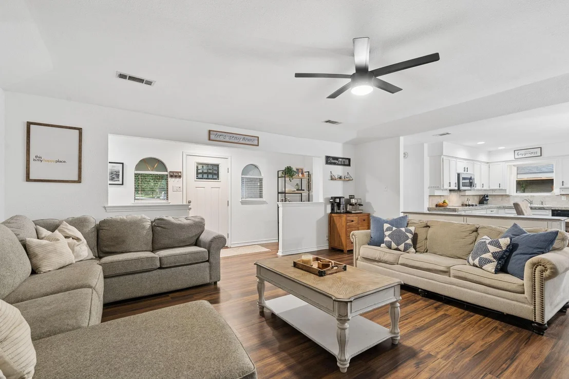 Photo of 1673 Chisolm Trail