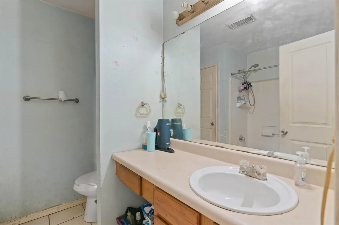 Photo of 5344 Larimore Lane