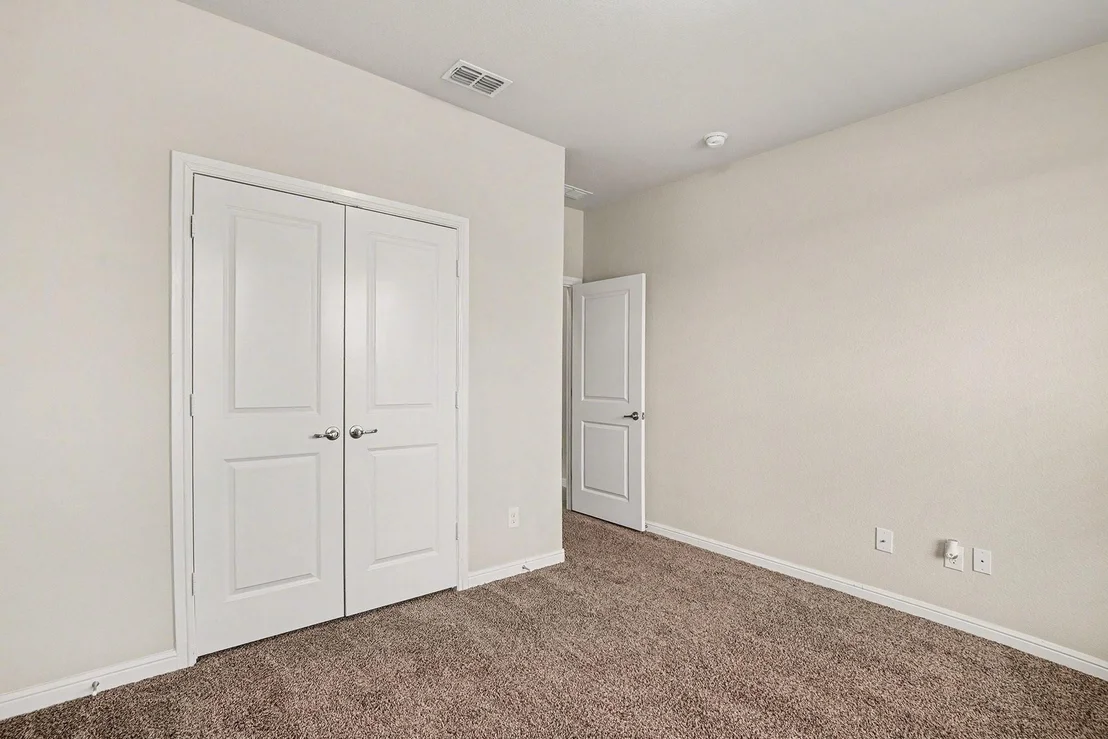 Photo of 905 Falcon Road