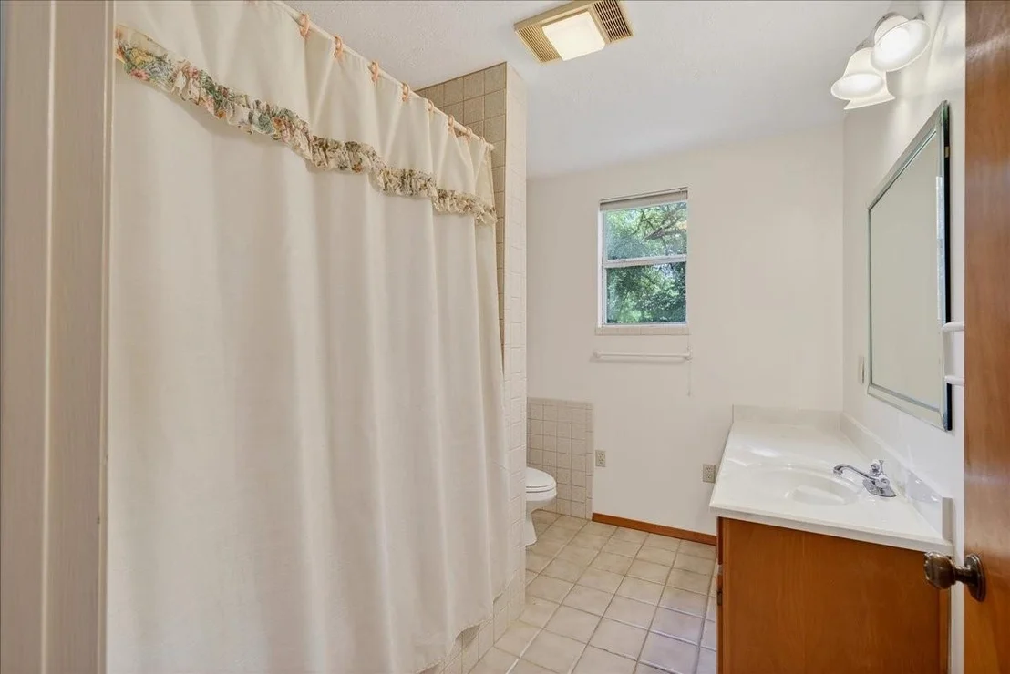 Photo of 102 Summerall Drive