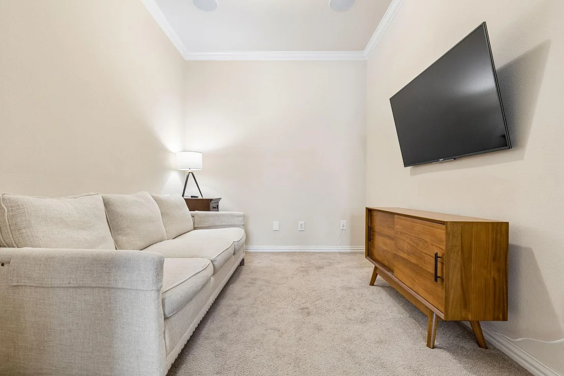 Photo of 400 Komron Court