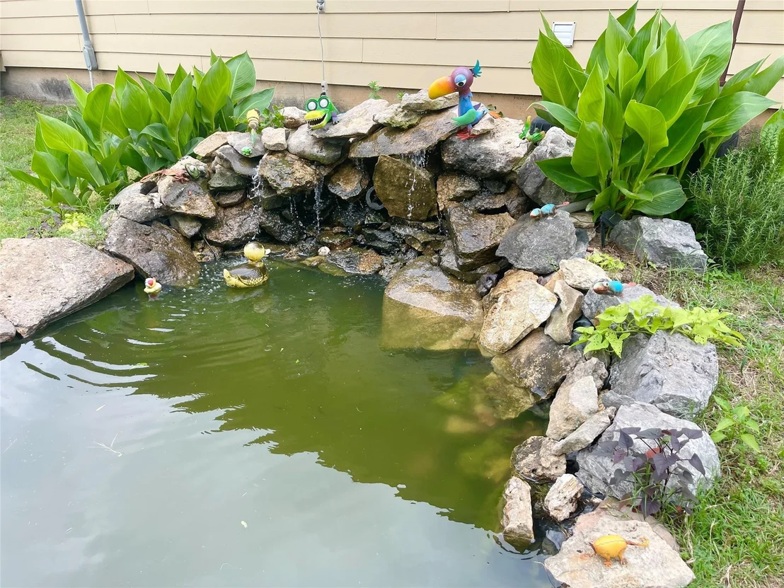 Photo of 140 S Comanche Drive