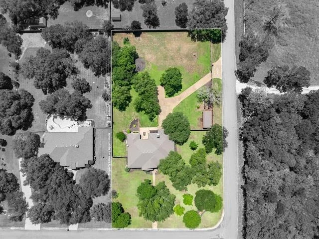 Photo of 100 Twisted Oak Lane
