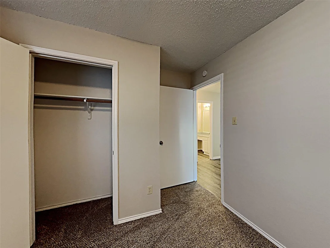 Photo of 3404 Vine Ridge