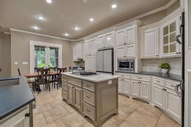 Photo of 1915 Stonegate Valley Drive